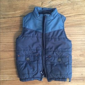 Navy blue 4T vest